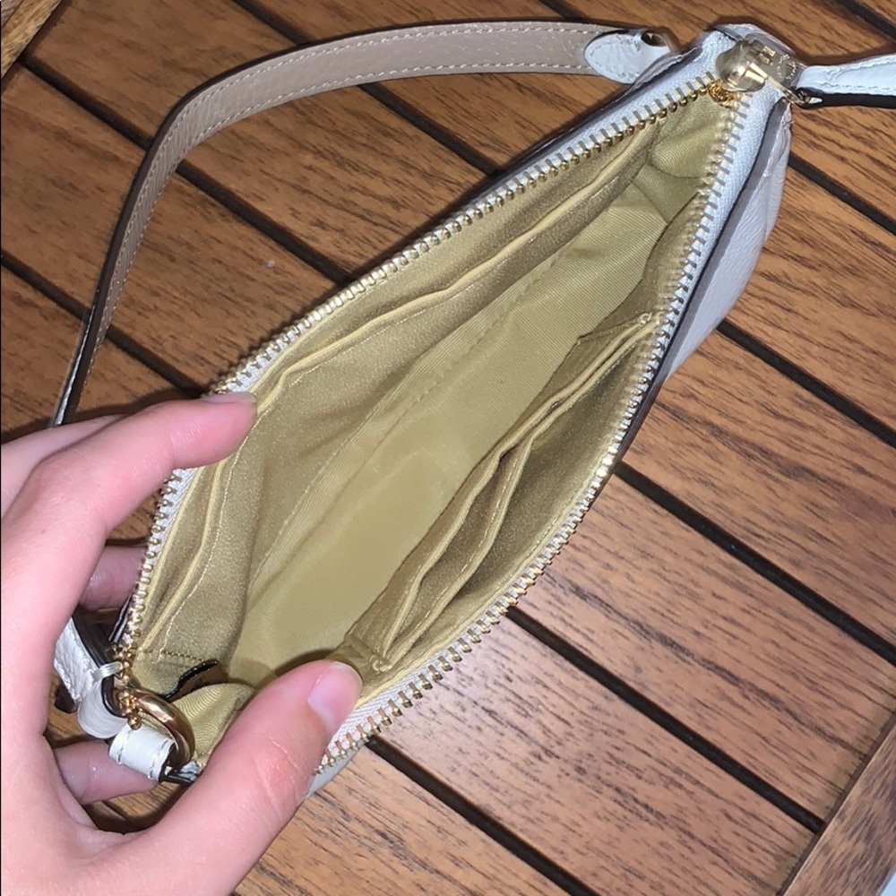 Coach mini purse - Picture 2 of 2
